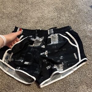 Under Armour Black and Gray Athletic Shorts with pockets!